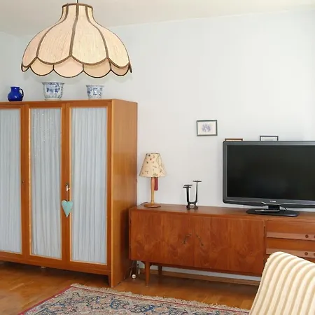 Holiday home Gemuetliches Reihenhaus In Der Thermalstadt Wiesbaden