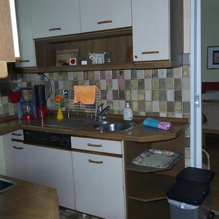 Holiday home Gemuetliches Reihenhaus In Der Thermalstadt