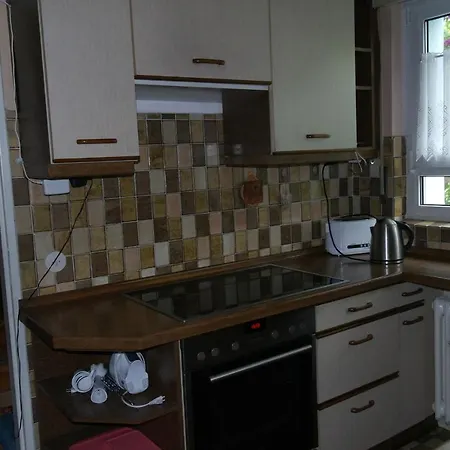 Gemuetliches Reihenhaus In Der Thermalstadt Holiday home